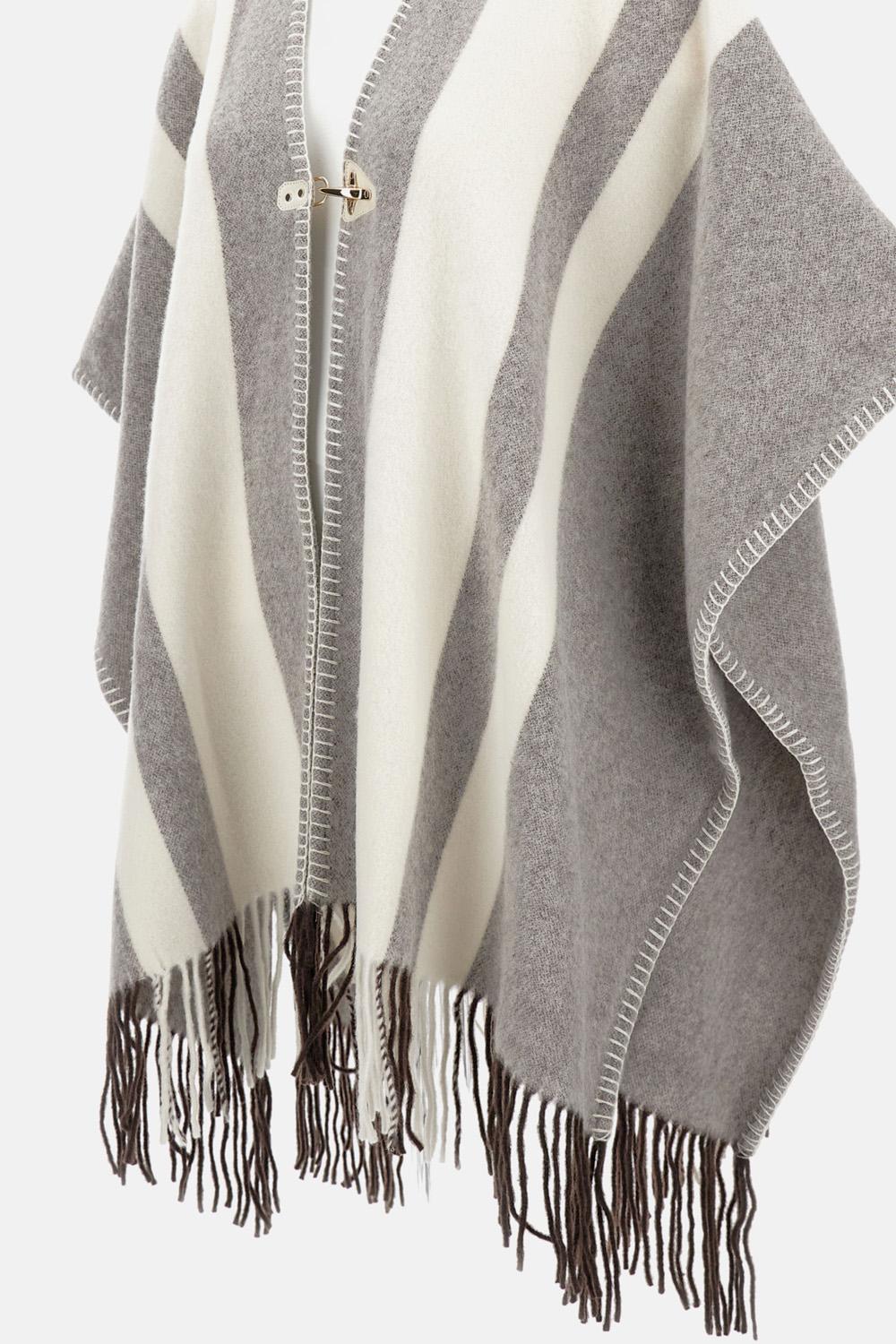 PONCHO - Image 4