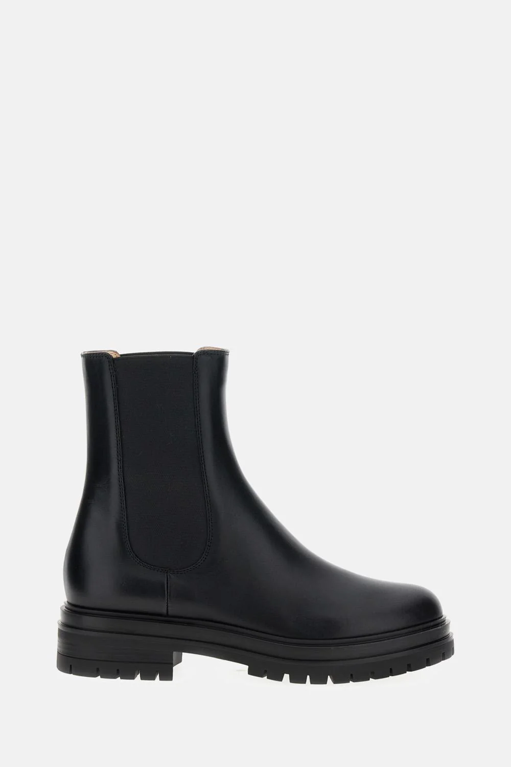 BOOTS CHESTER