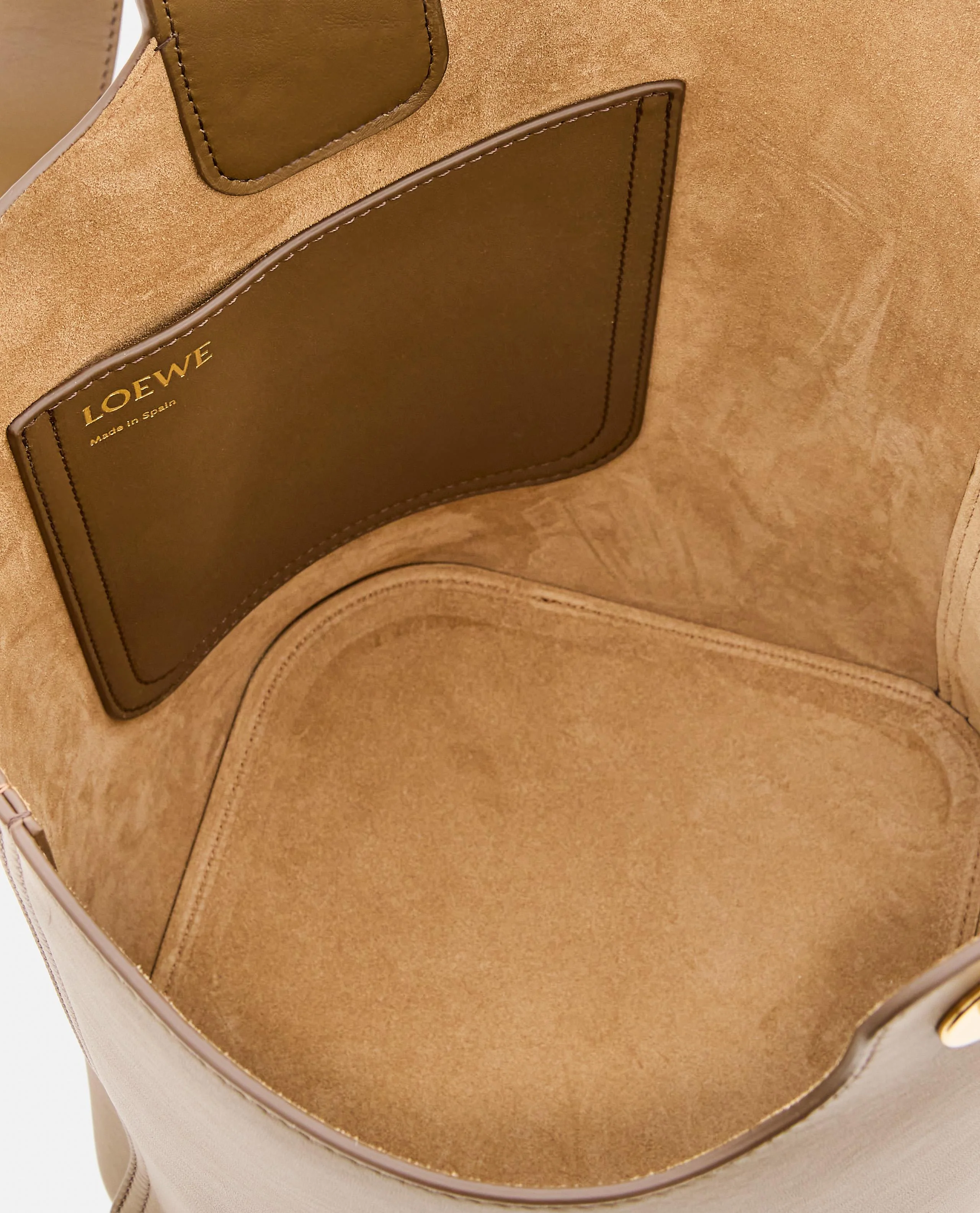PEBBLE BUCKET MEDIO IN PELLE - Image 4