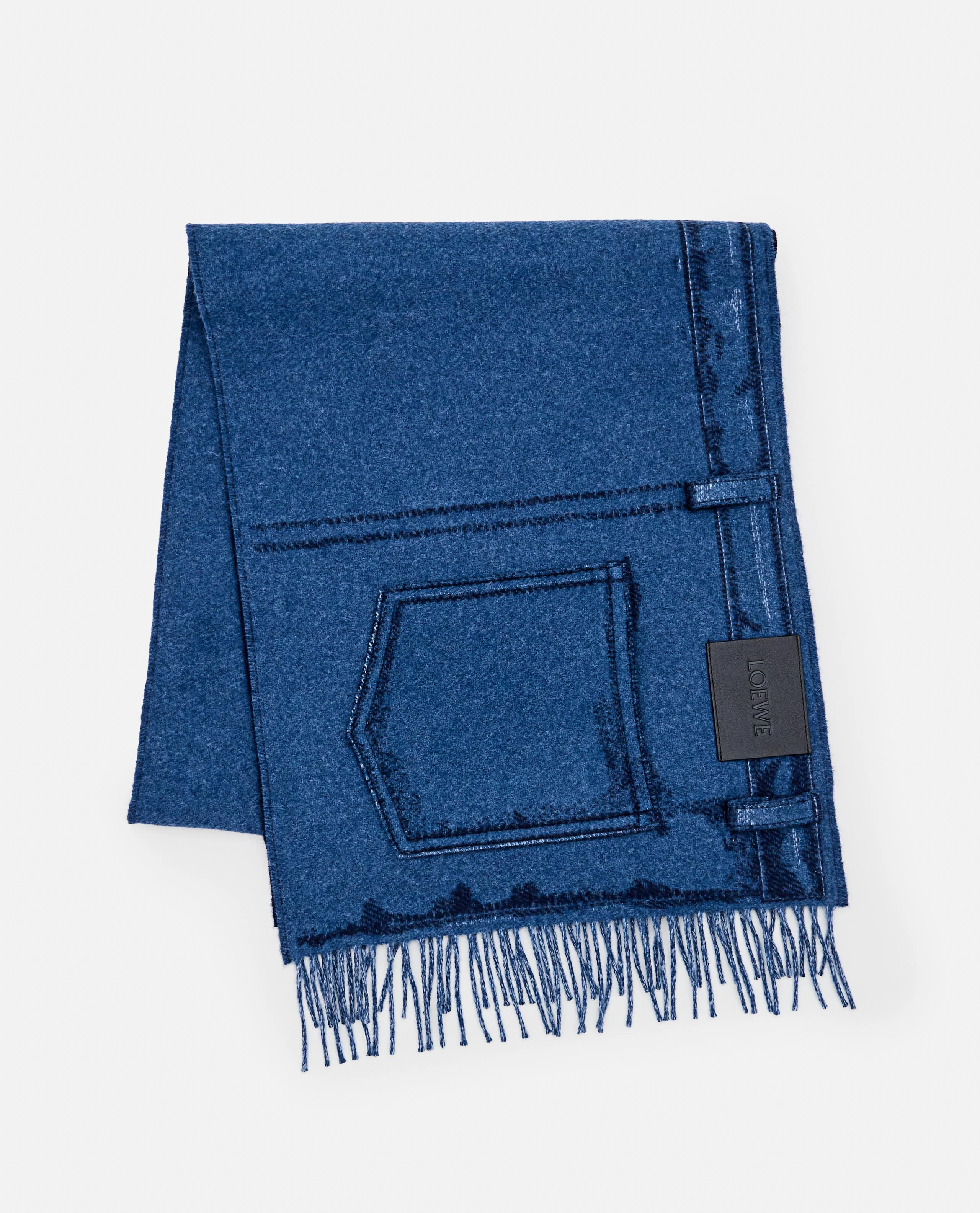 SCIARPA REALIZZATA IN MISTO LANA E CASHMERE DOUBLE FACE.