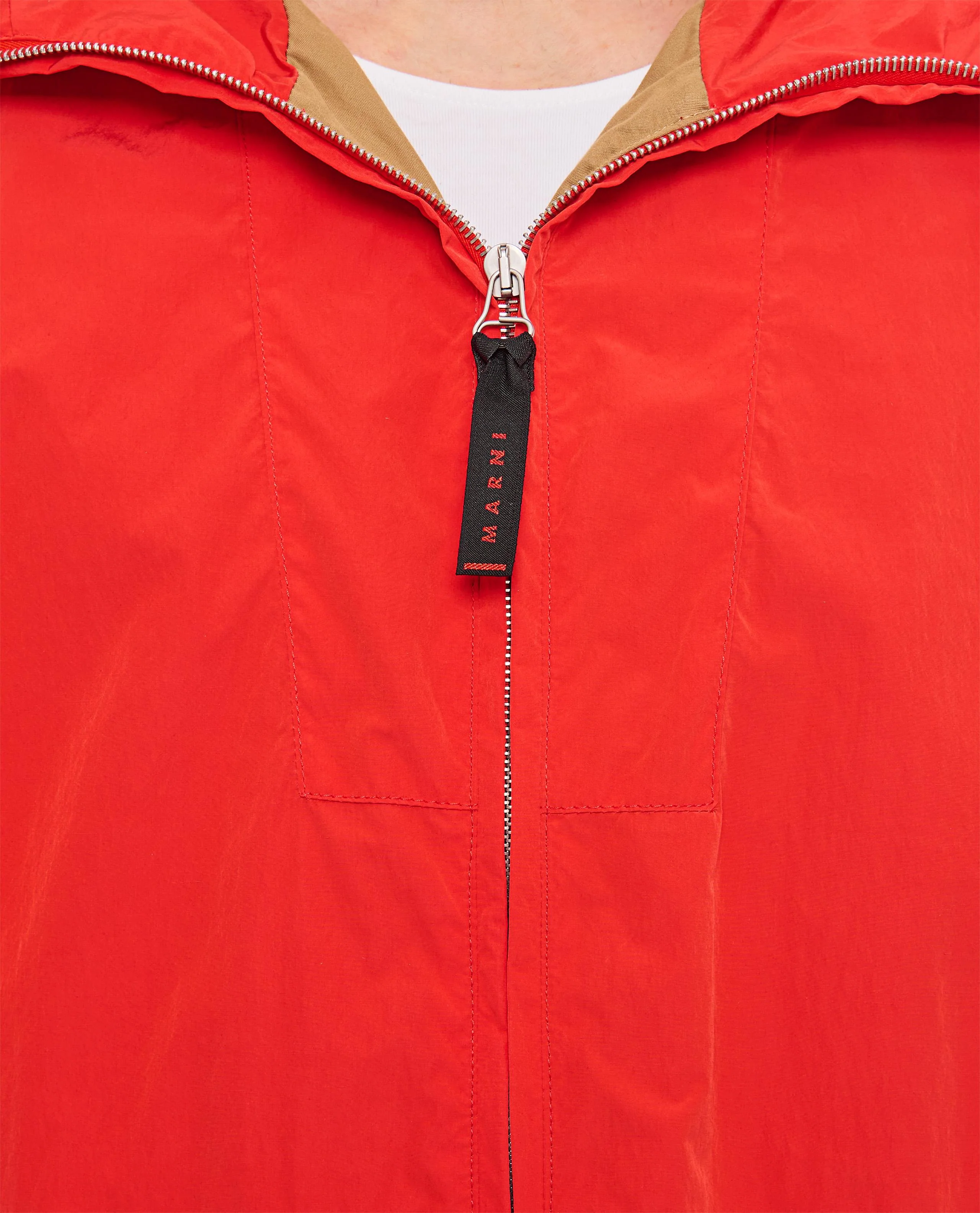 GIACCA CON CAPPUCCIO IN NYLON ROSSO STROPICCIATO - Image 4
