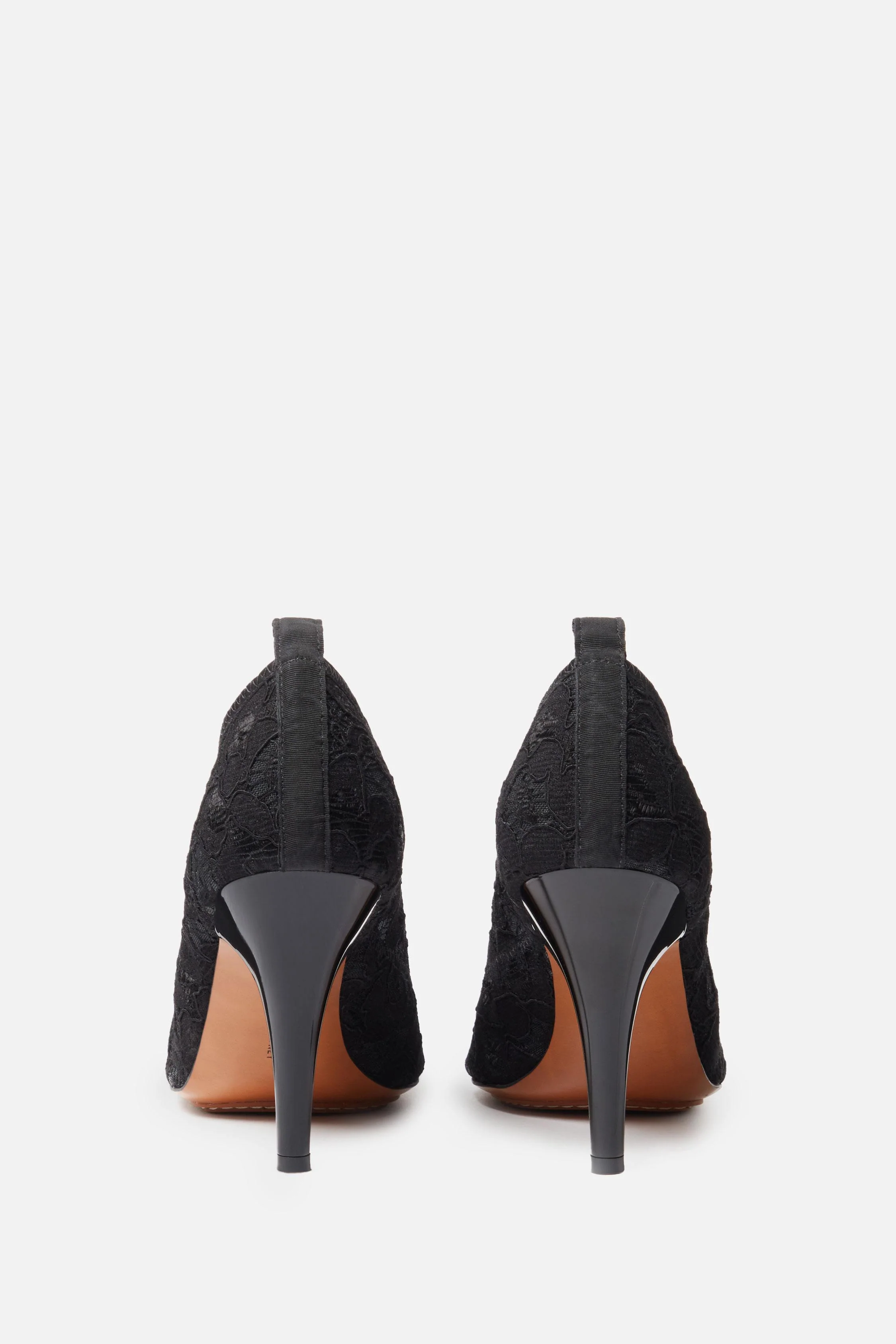 DÉCOLLETÉ CON TACCO A SPILLO E PUNTA QUADRATA CON PIZZO - Image 4