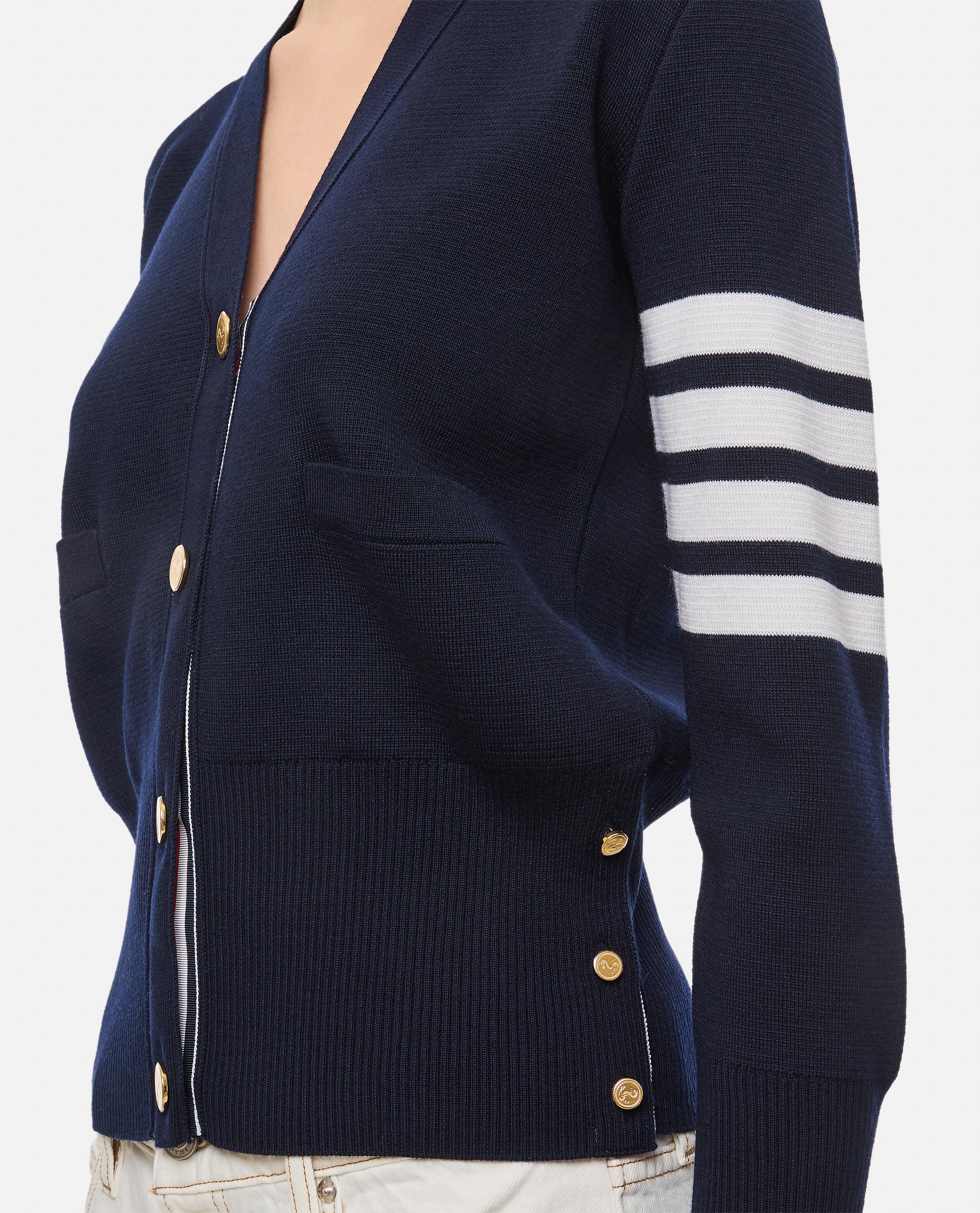 CARDIGAN MILANO CLASSICO SCOLLO V IN FINE LANA MERINO - Image 4