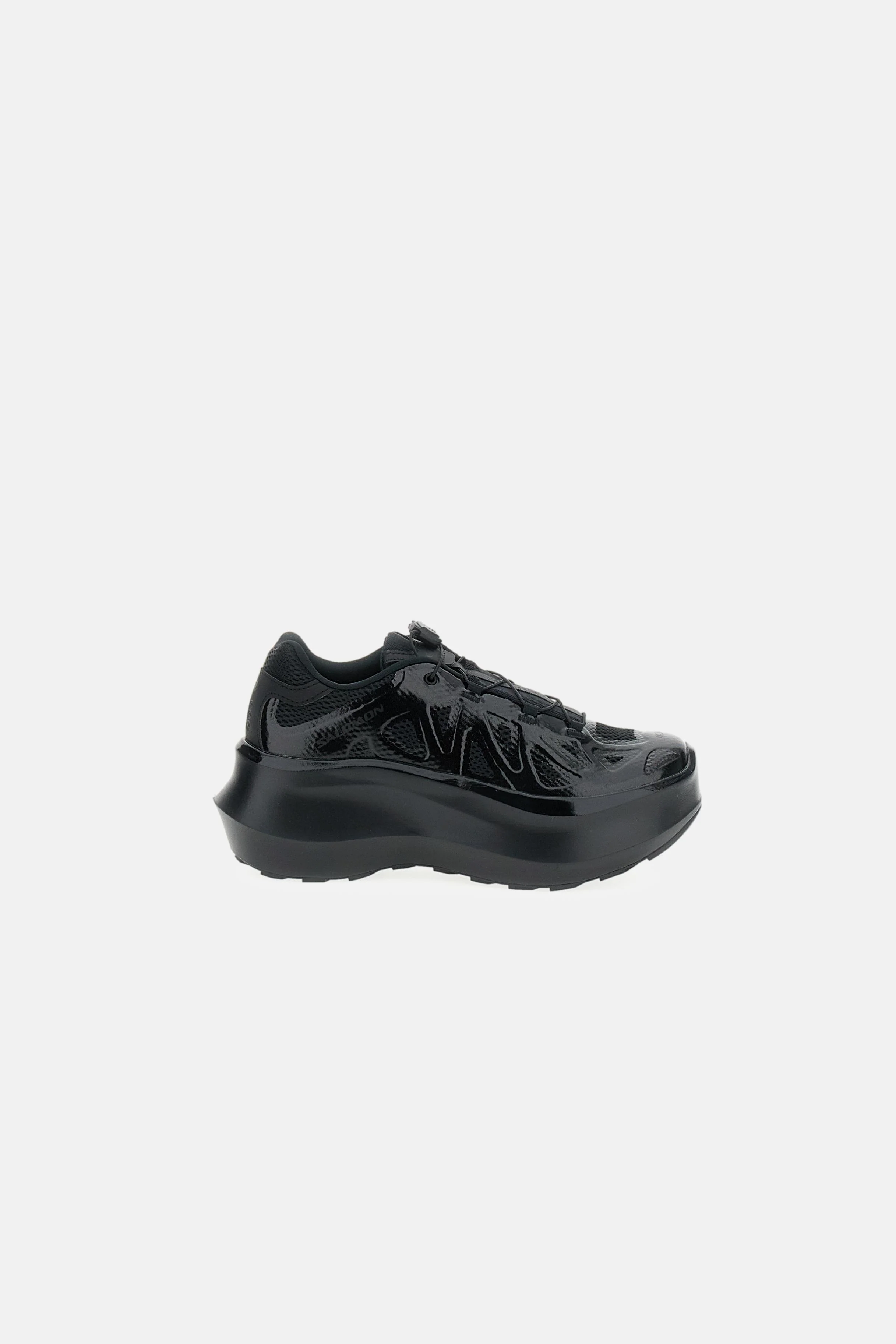 XT WHISPER VOID PLATFORM X COMME DES GARçONS